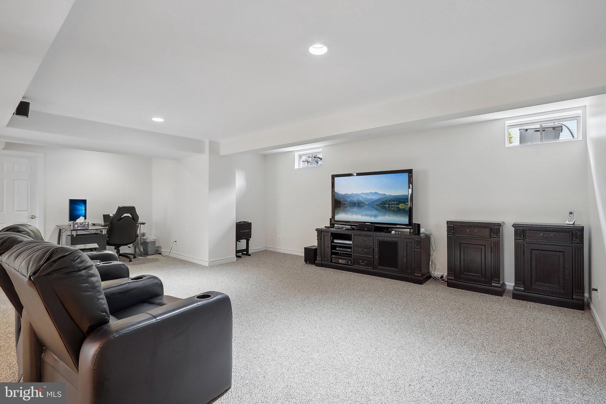 9615 Savannah Crossing Ct