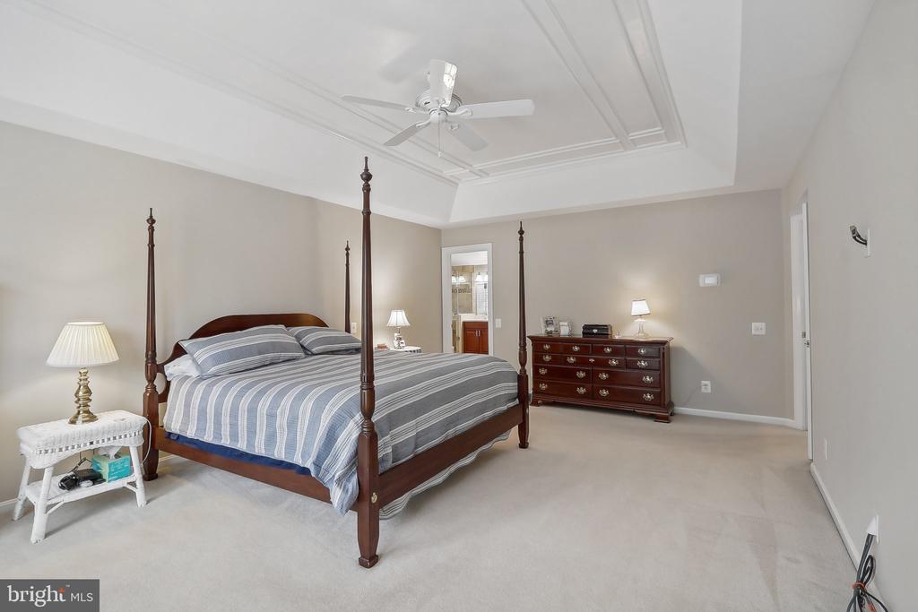 9615 Savannah Crossing Ct