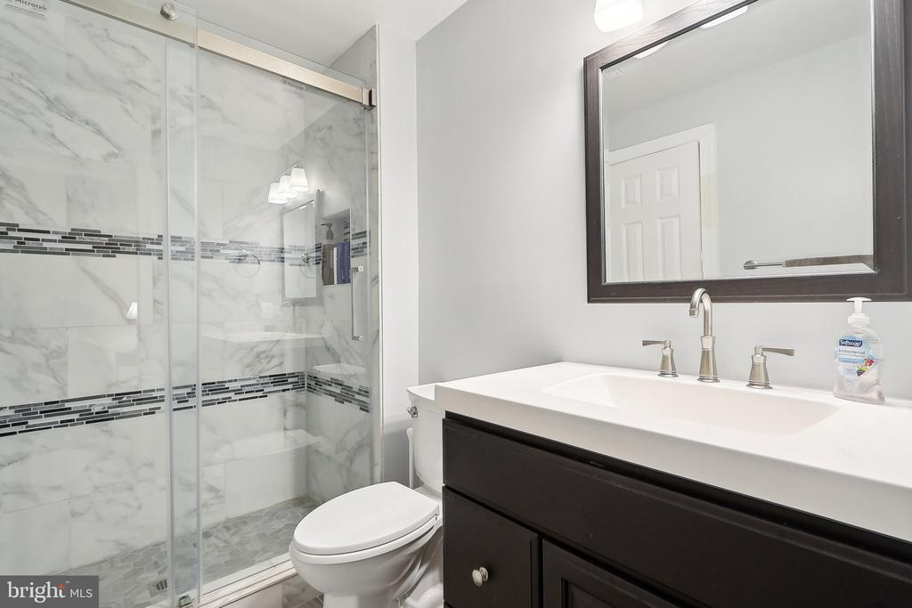 9615 Savannah Crossing Ct