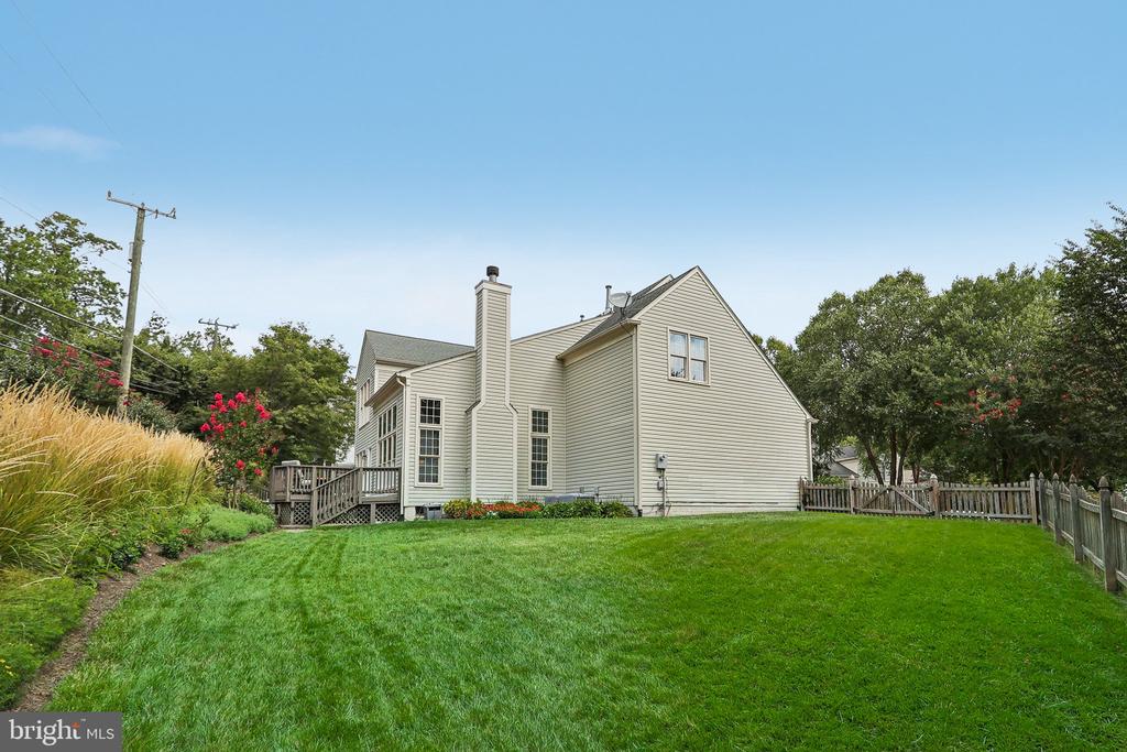 9615 Savannah Crossing Ct