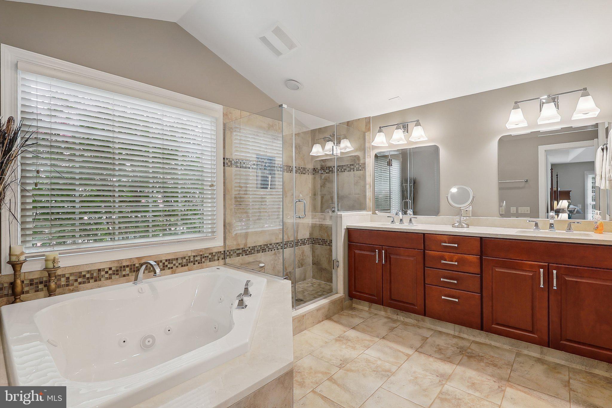9615 Savannah Crossing Ct