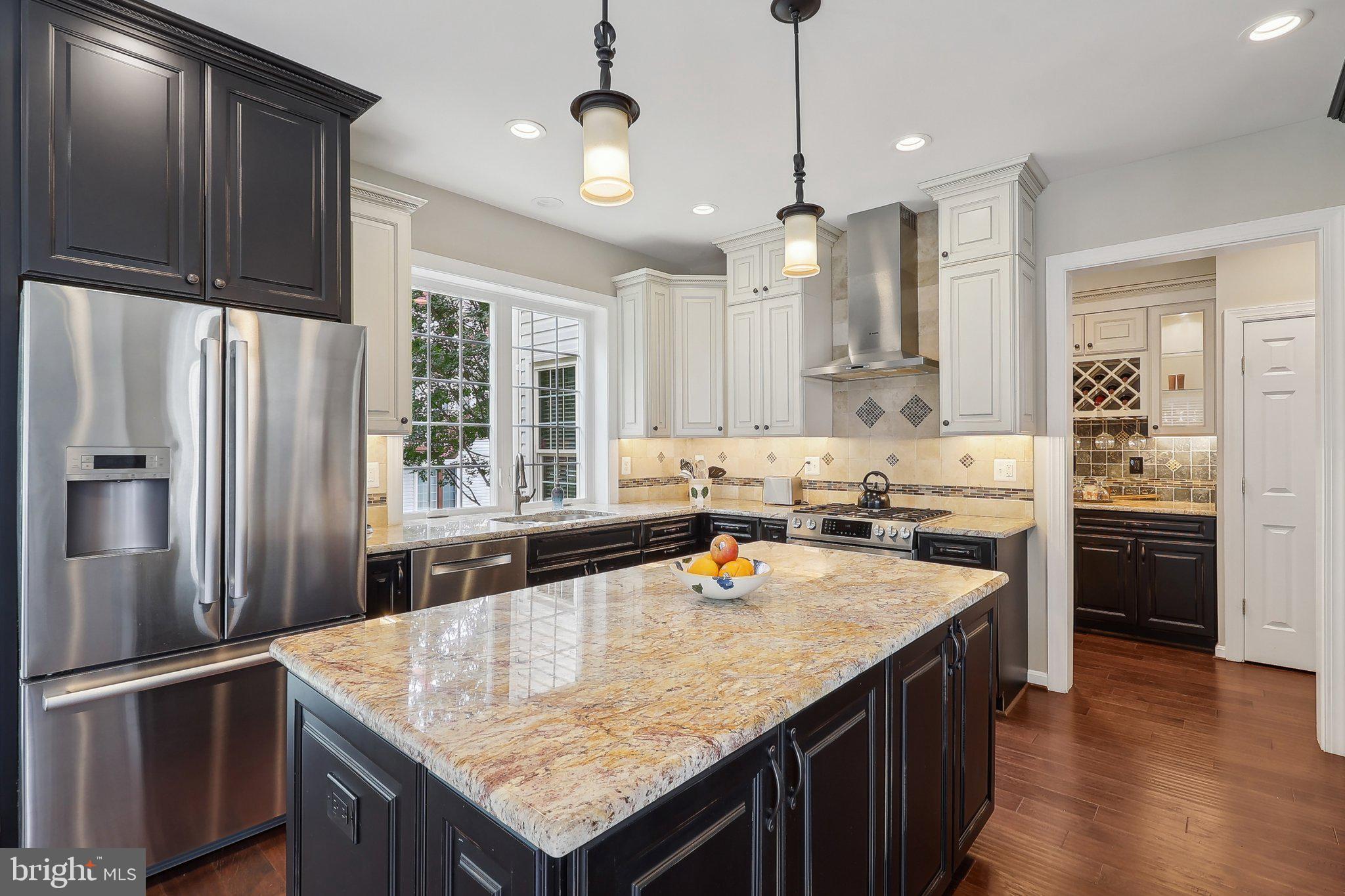 9615 Savannah Crossing Ct