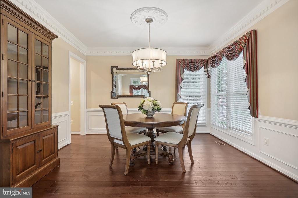 9615 Savannah Crossing Ct