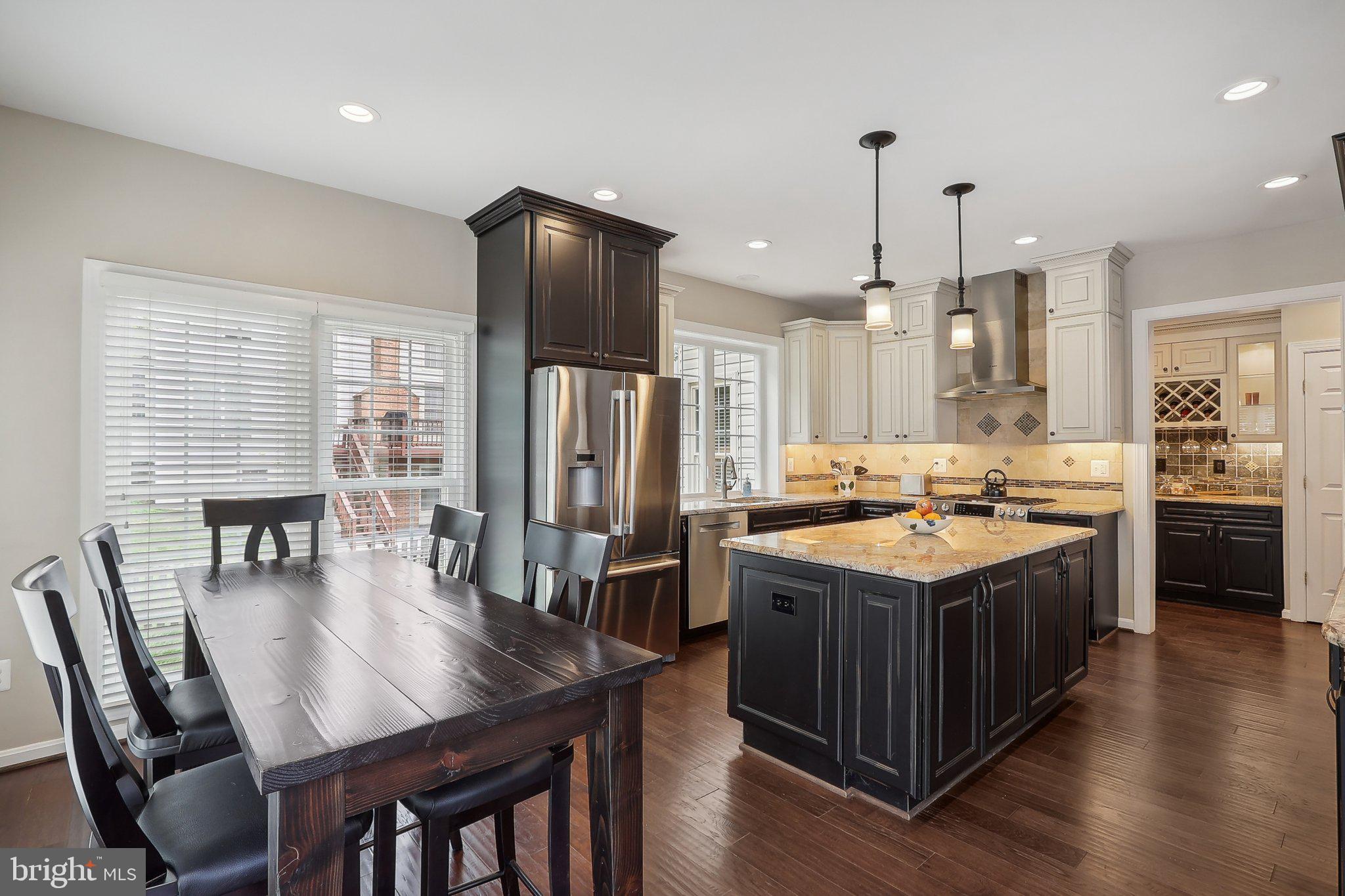 9615 Savannah Crossing Ct