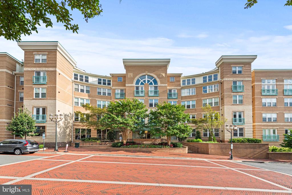 12001 MARKET STREET 121