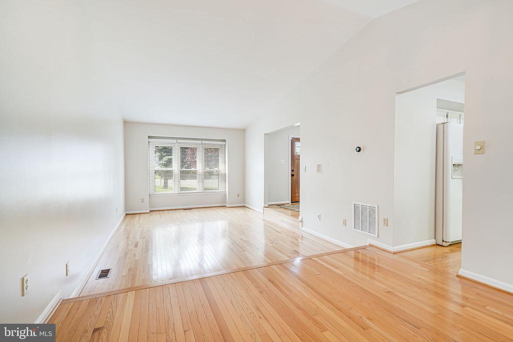 13412 POCONO COURT