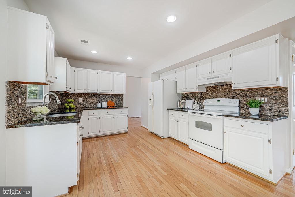 13412 POCONO COURT