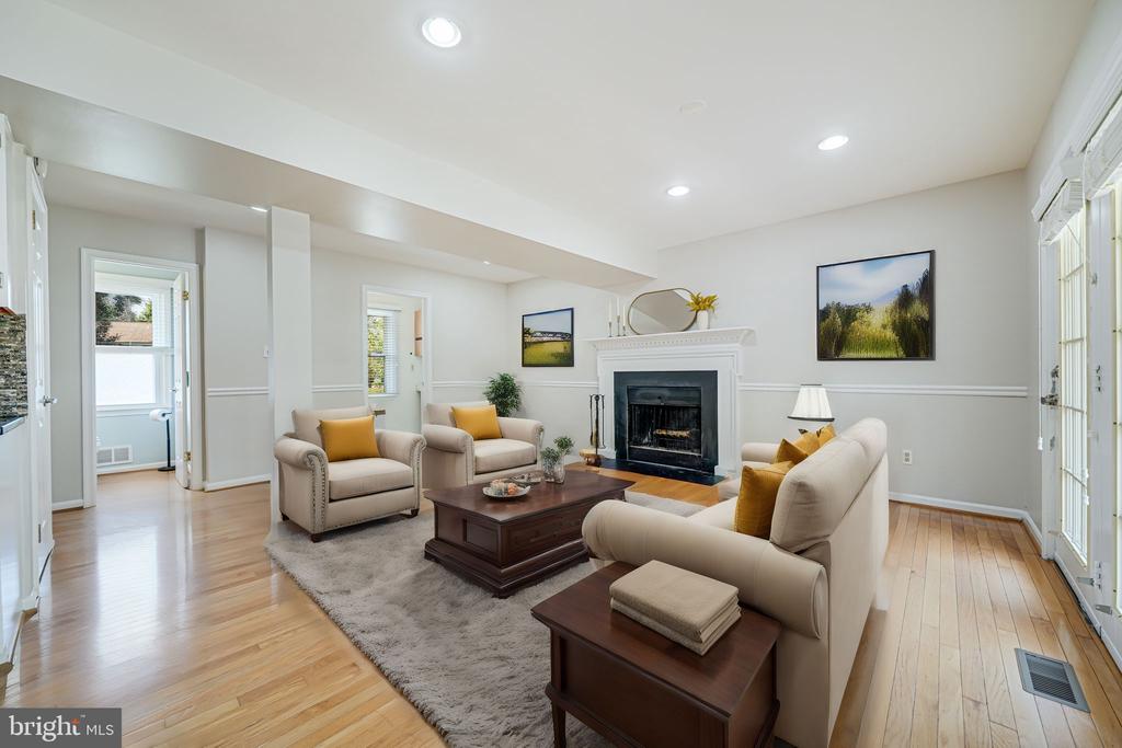 13412 POCONO COURT