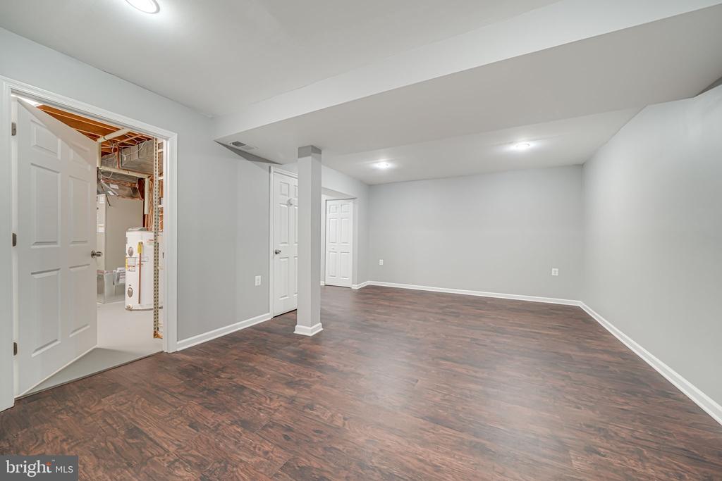 13412 POCONO COURT