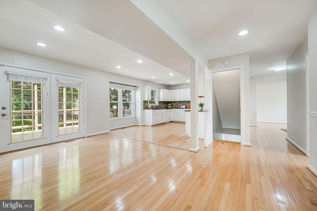 13412 POCONO COURT
