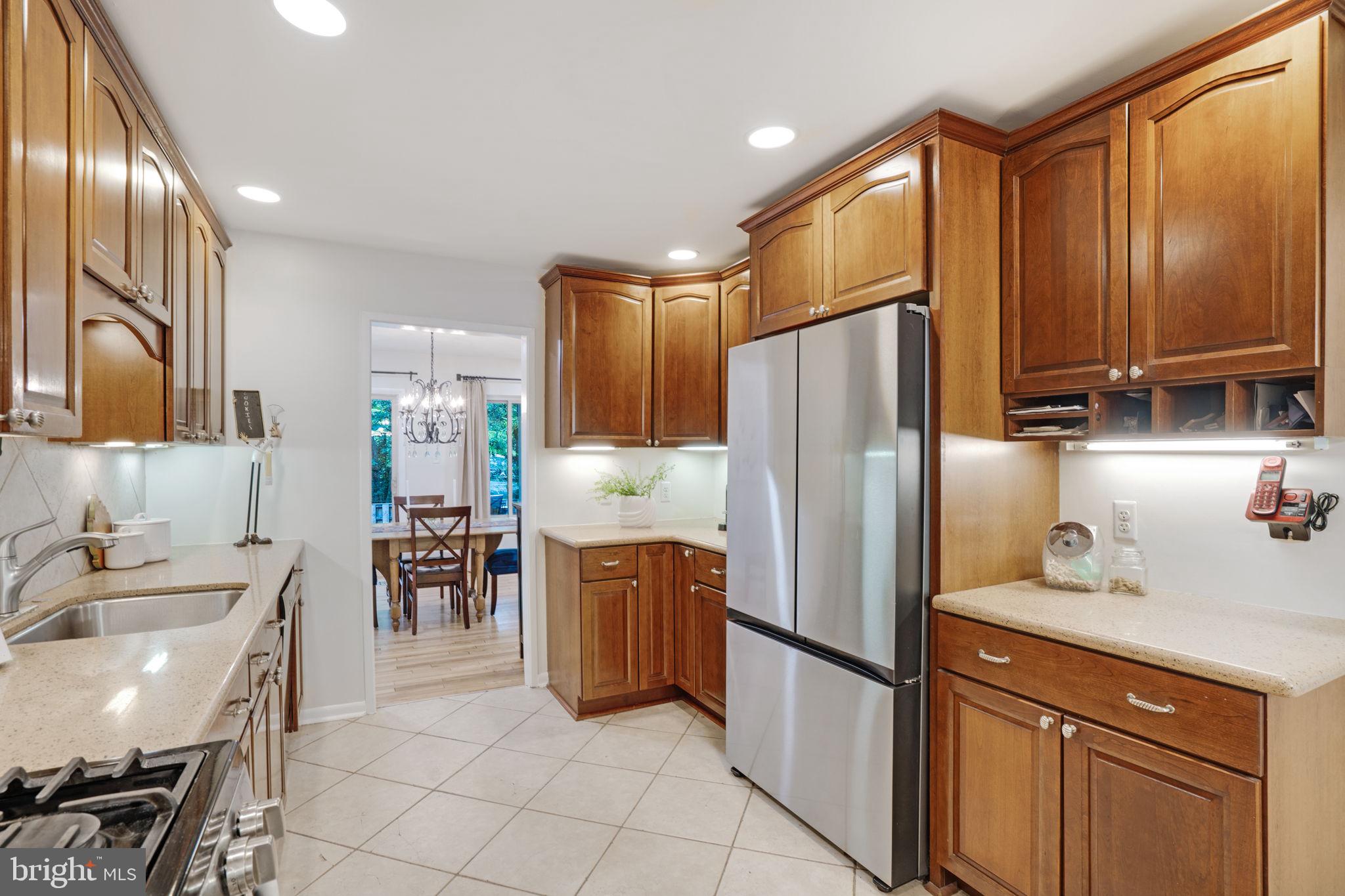 11560 WOODHOLLOW COURT