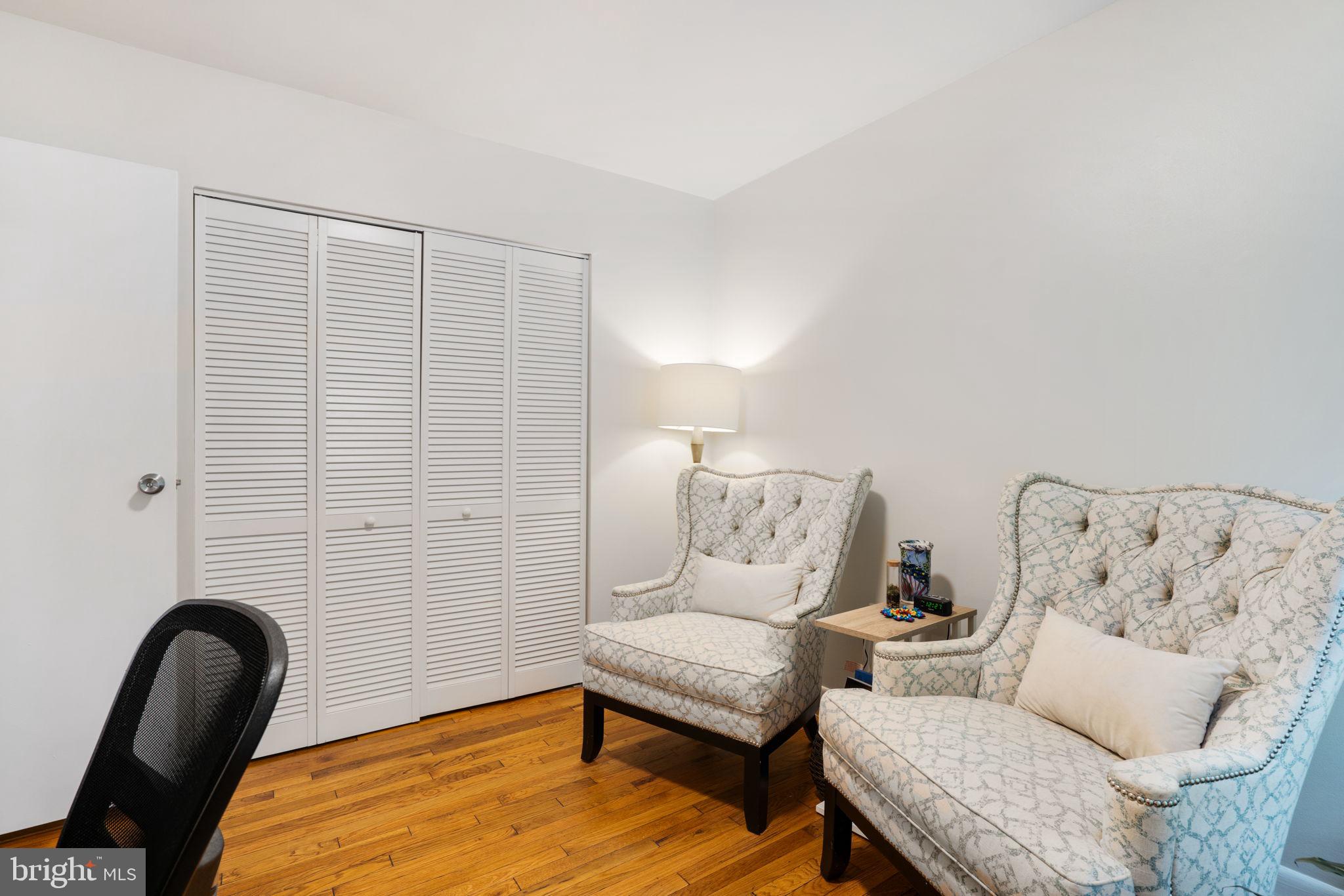 11560 WOODHOLLOW COURT