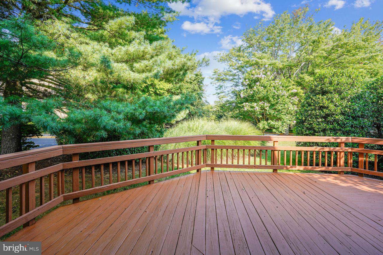 11204 CROSSBEAM COURT