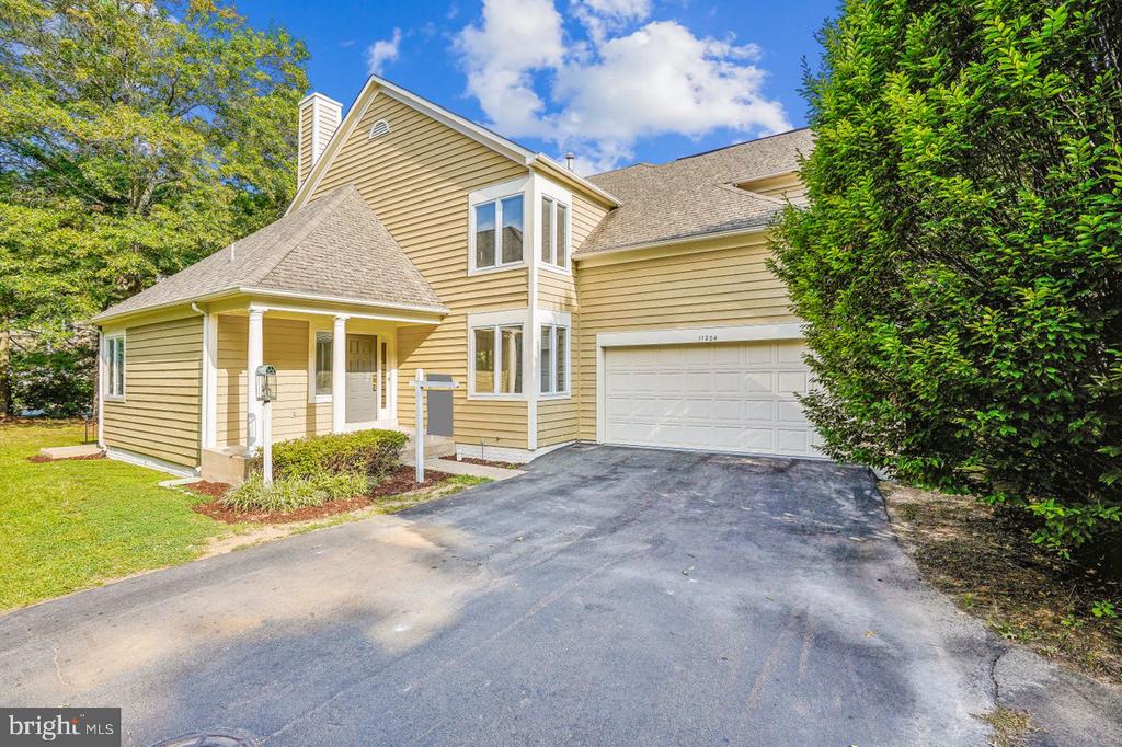 11204 CROSSBEAM COURT