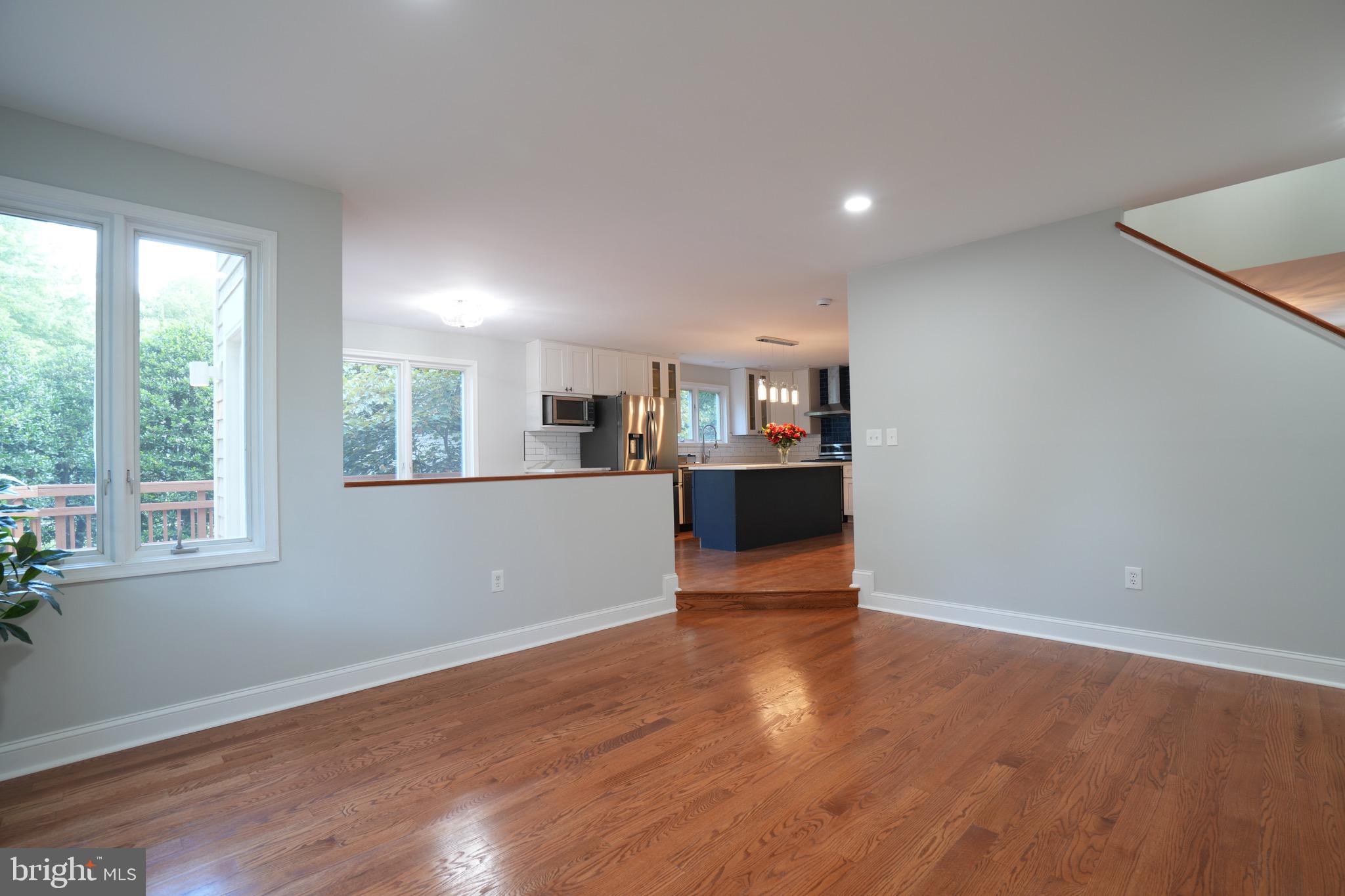 11204 CROSSBEAM COURT