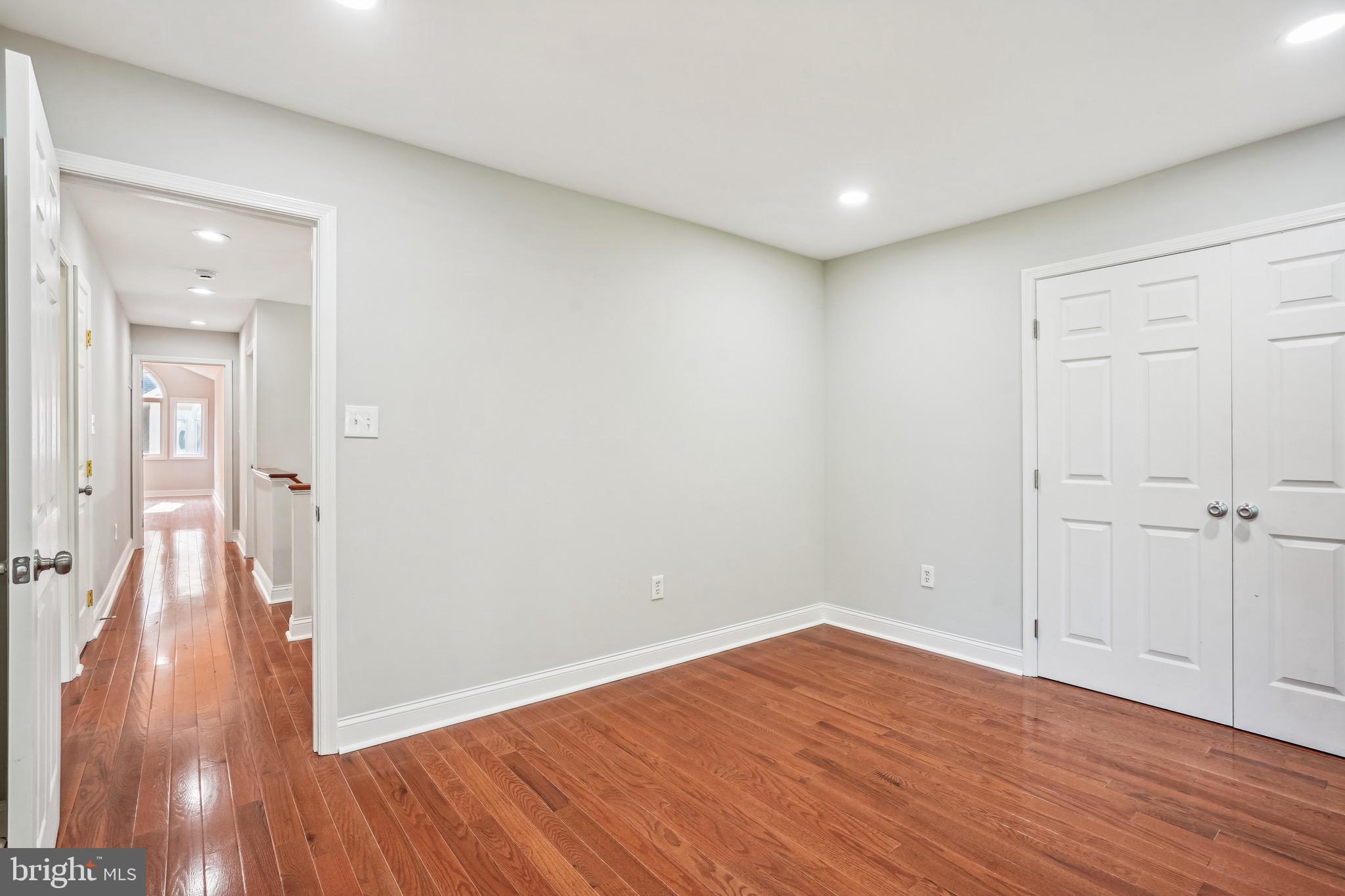 11204 CROSSBEAM COURT