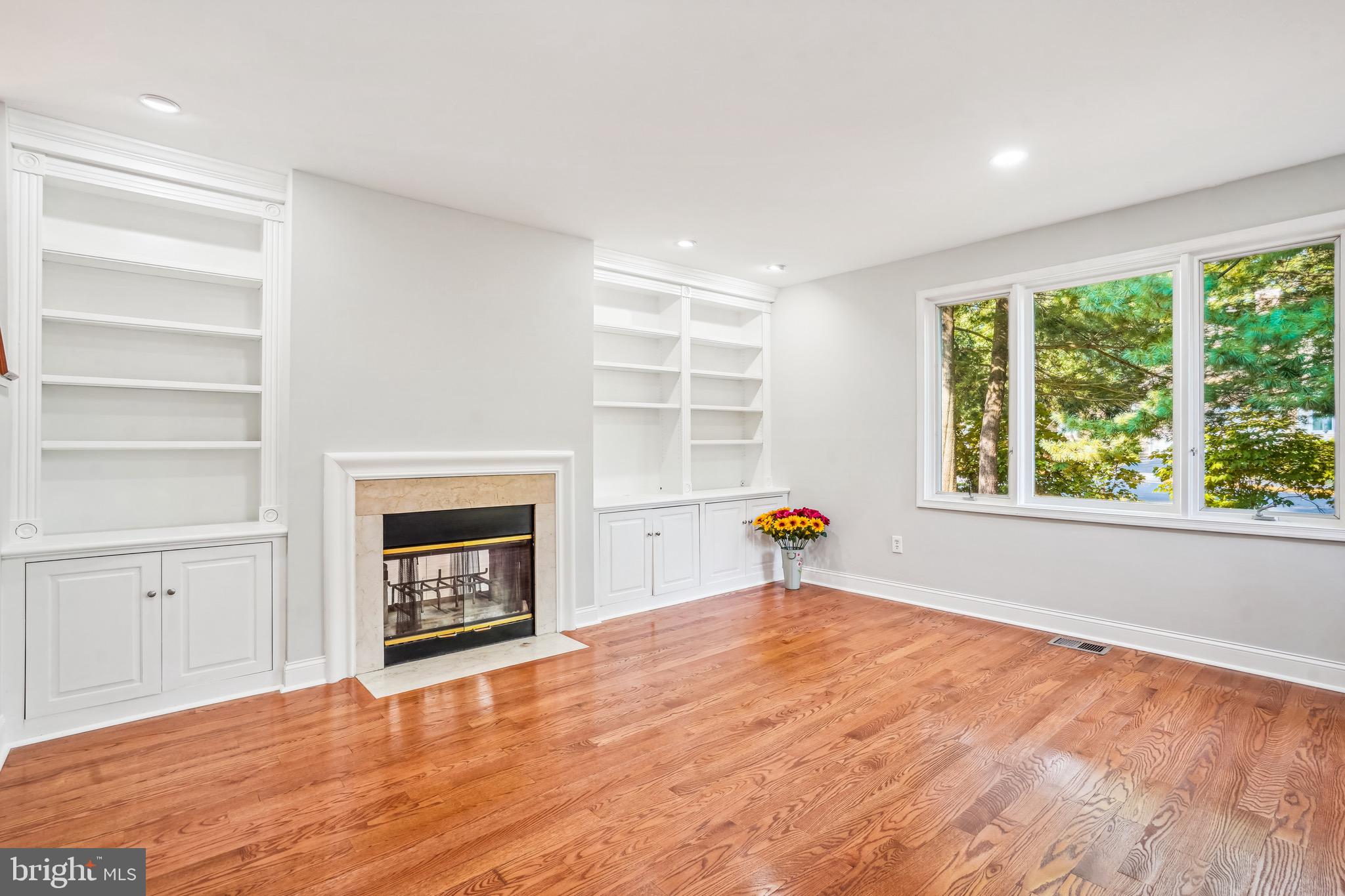 11204 CROSSBEAM COURT