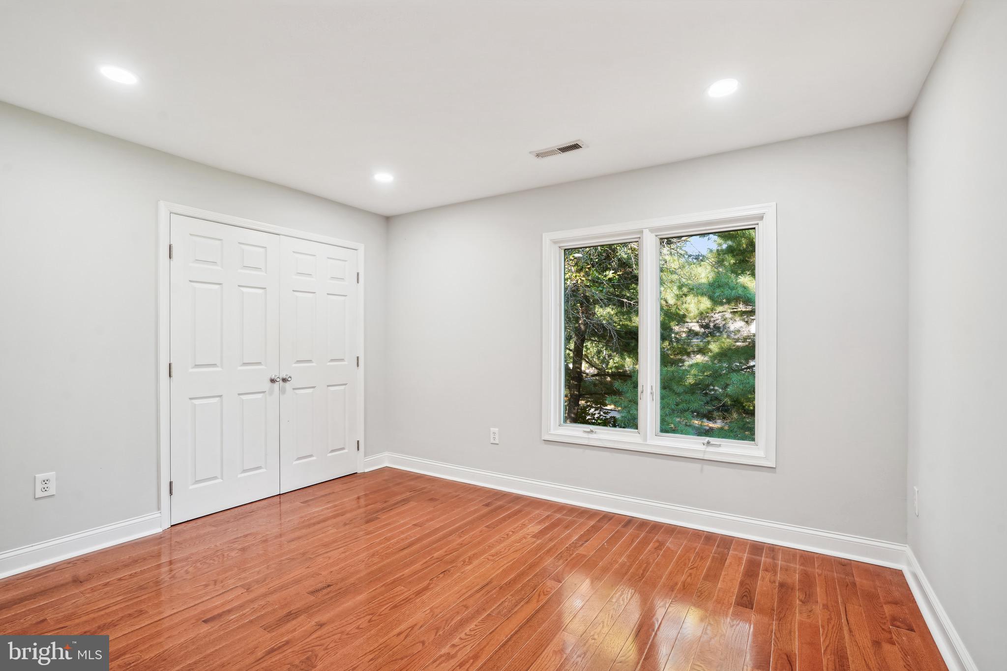 11204 CROSSBEAM COURT