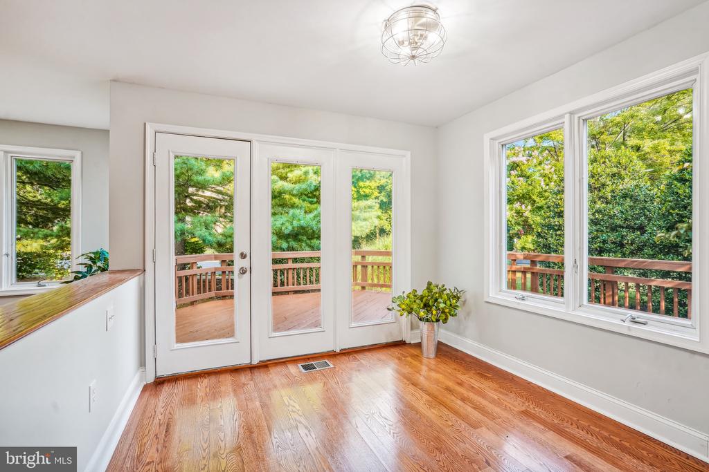 11204 CROSSBEAM COURT