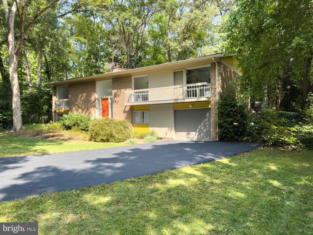 3208 Wessynton Way