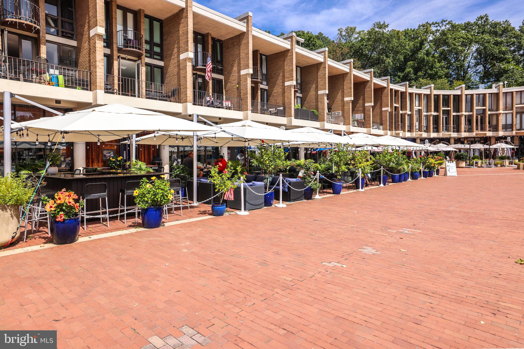 1570 Moorings Dr #2b