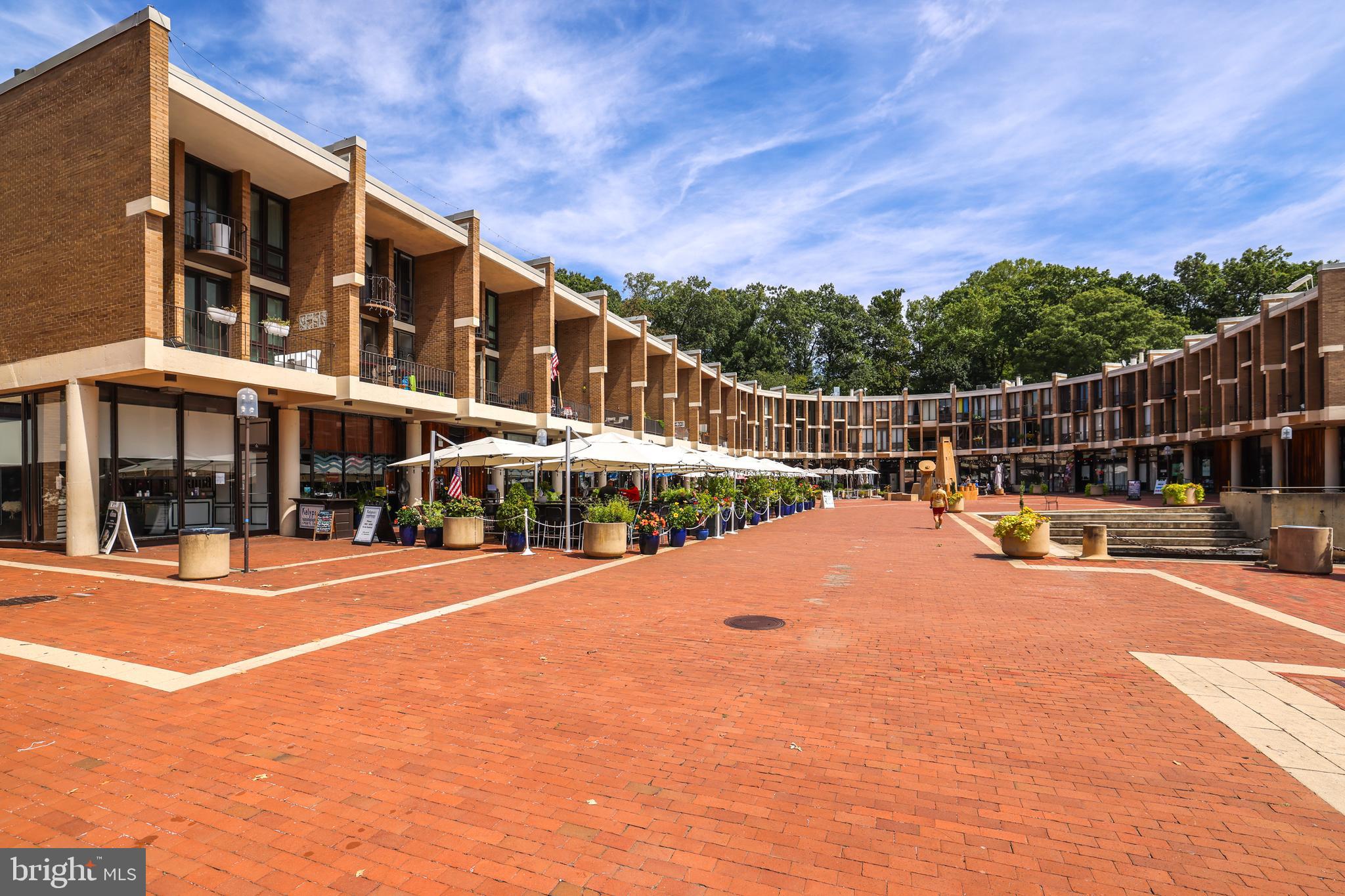 1570 Moorings Dr #2b