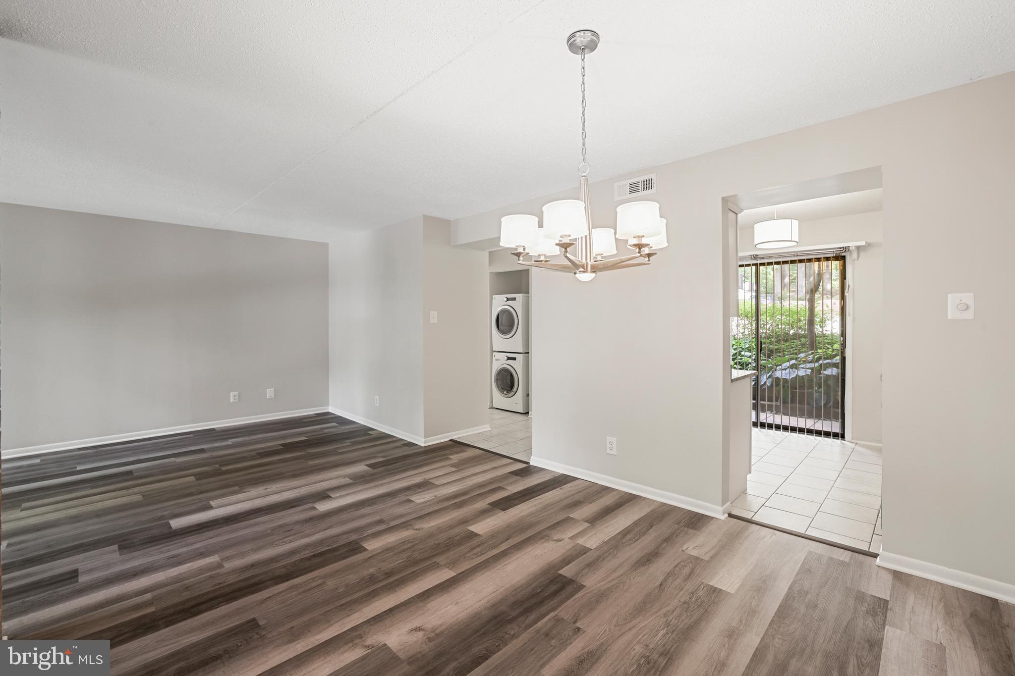 1570 Moorings Dr #2b