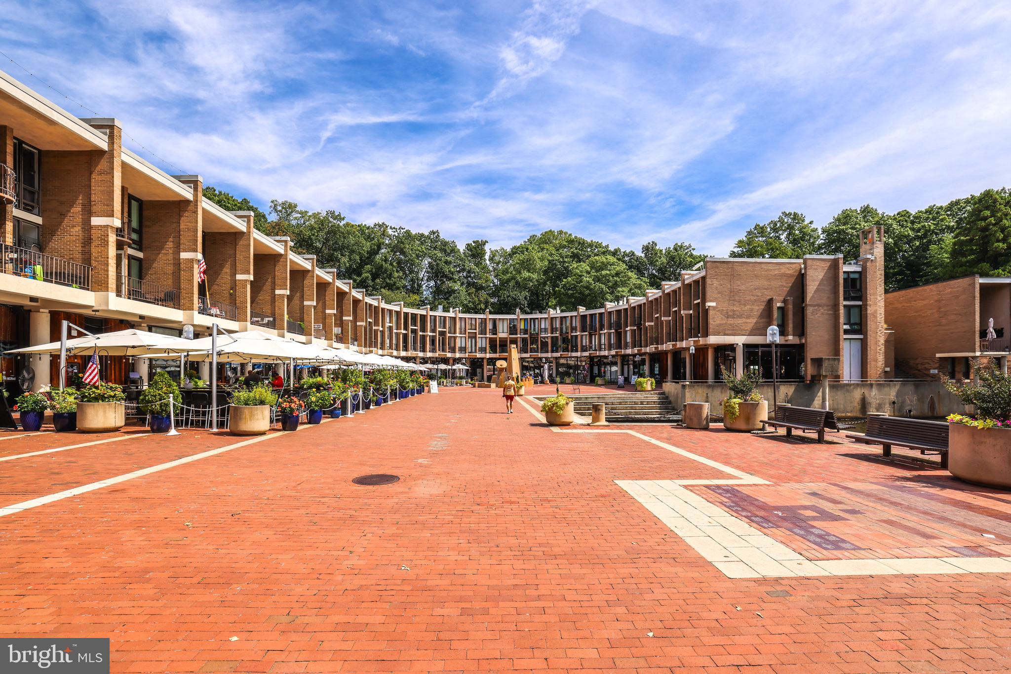 1570 Moorings Dr #2b