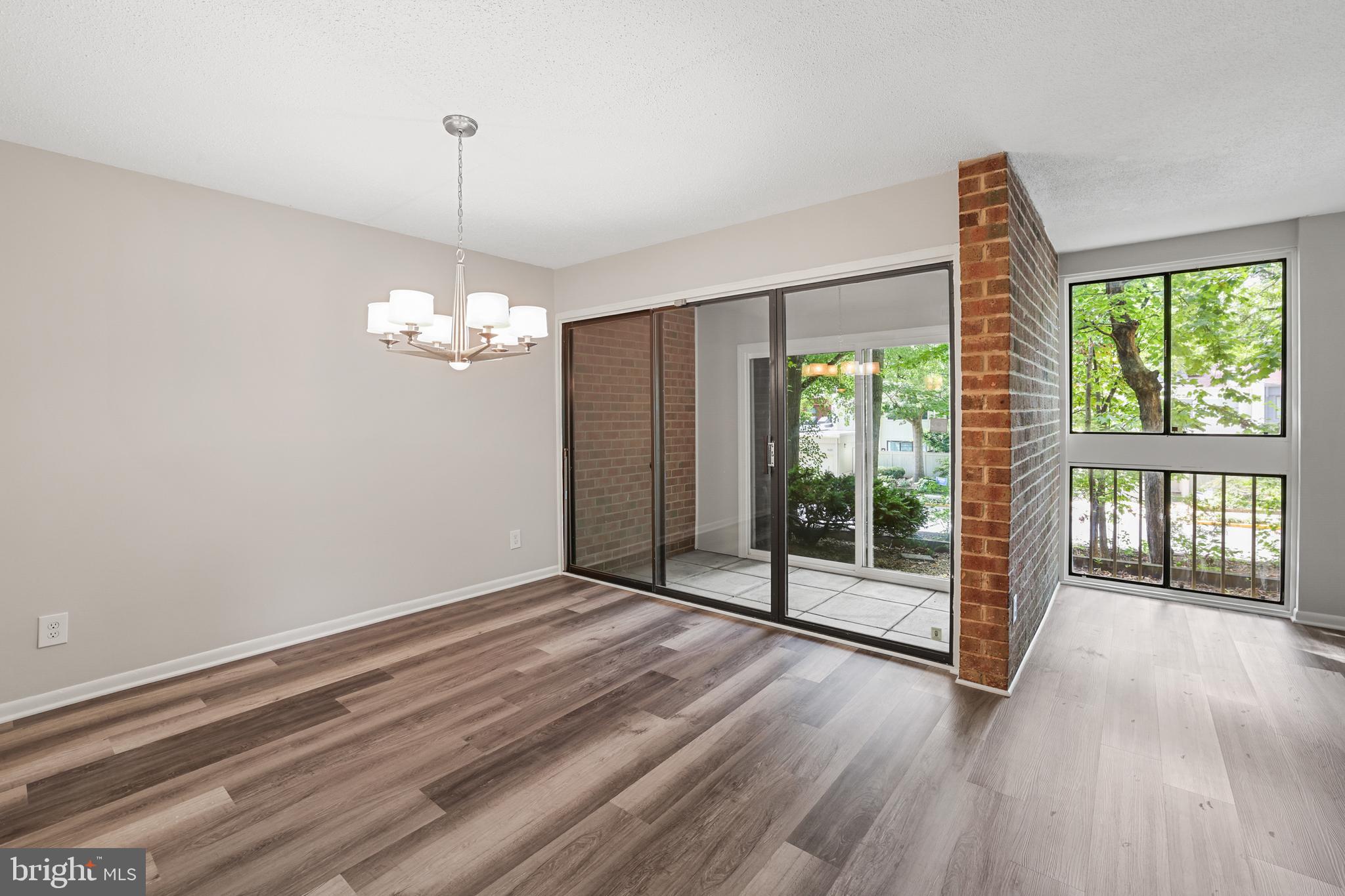 1570 Moorings Dr #2b