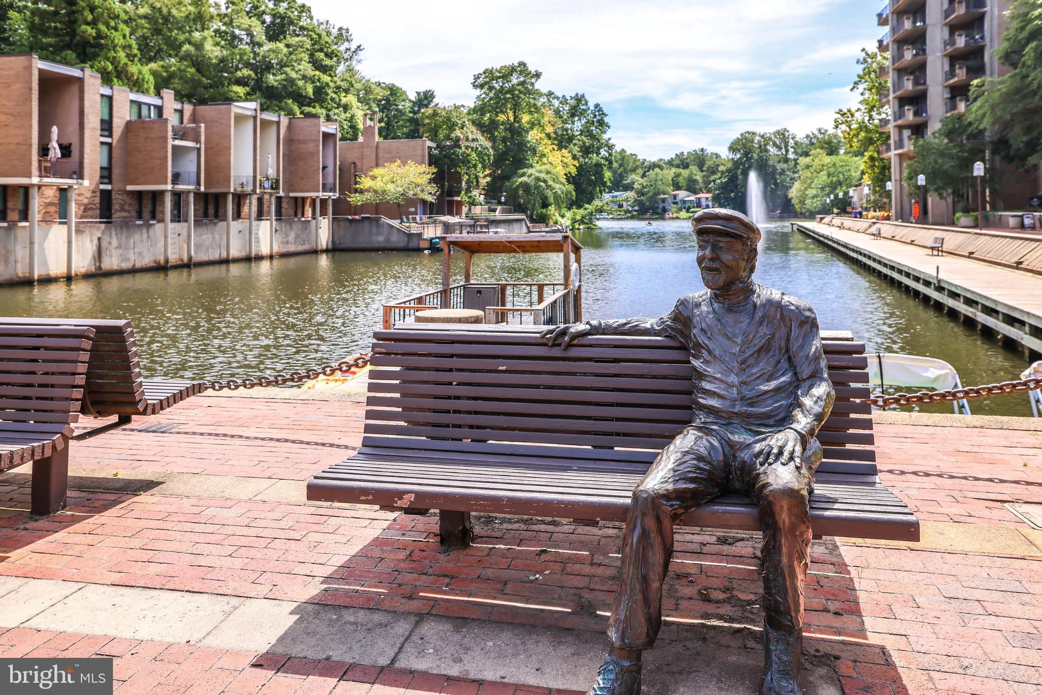 1570 Moorings Dr #2b