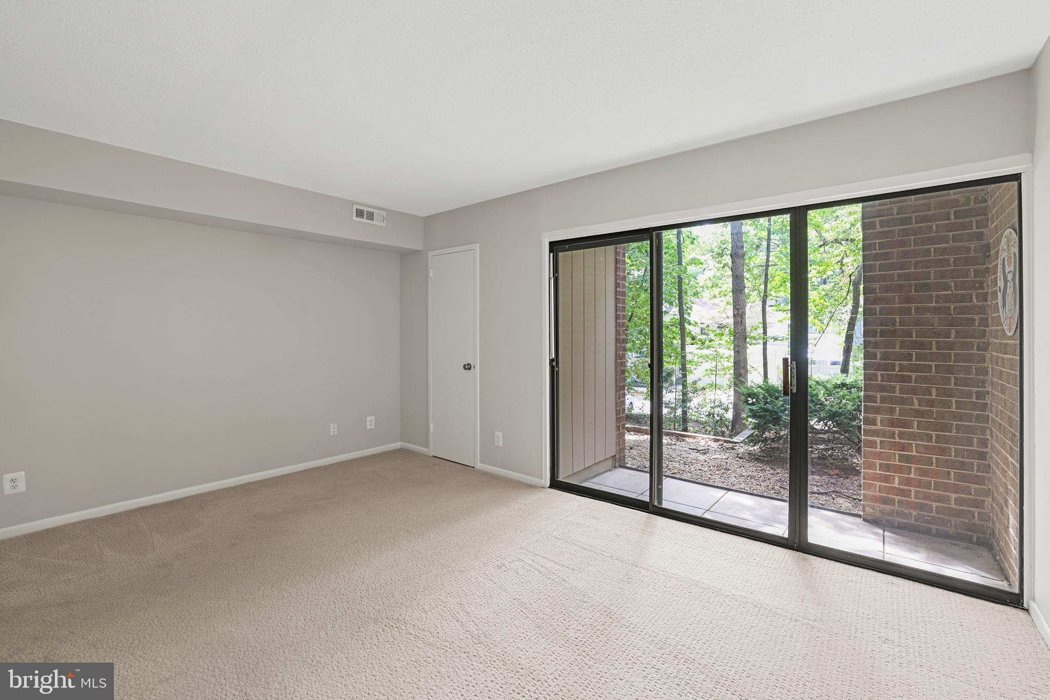 1570 Moorings Dr #2b