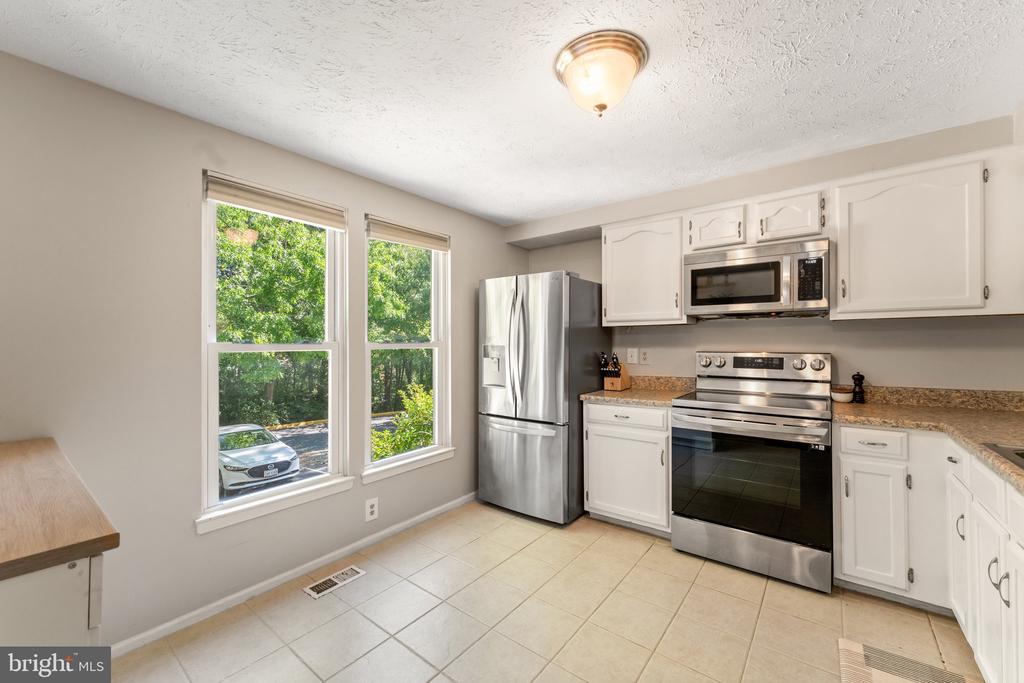 11017 Barton Hill Ct