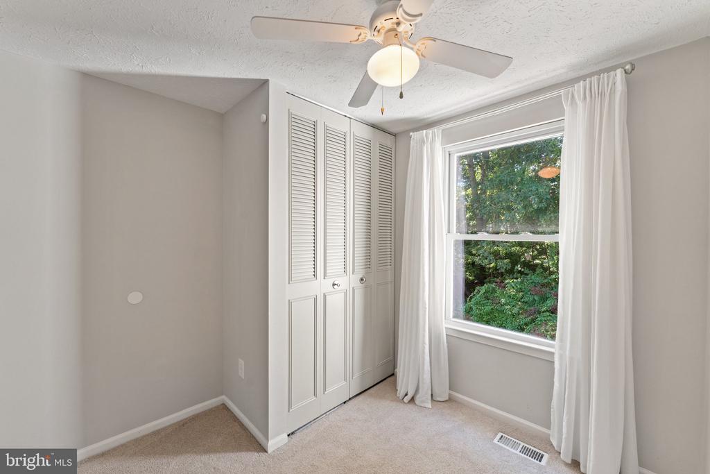 11017 Barton Hill Ct