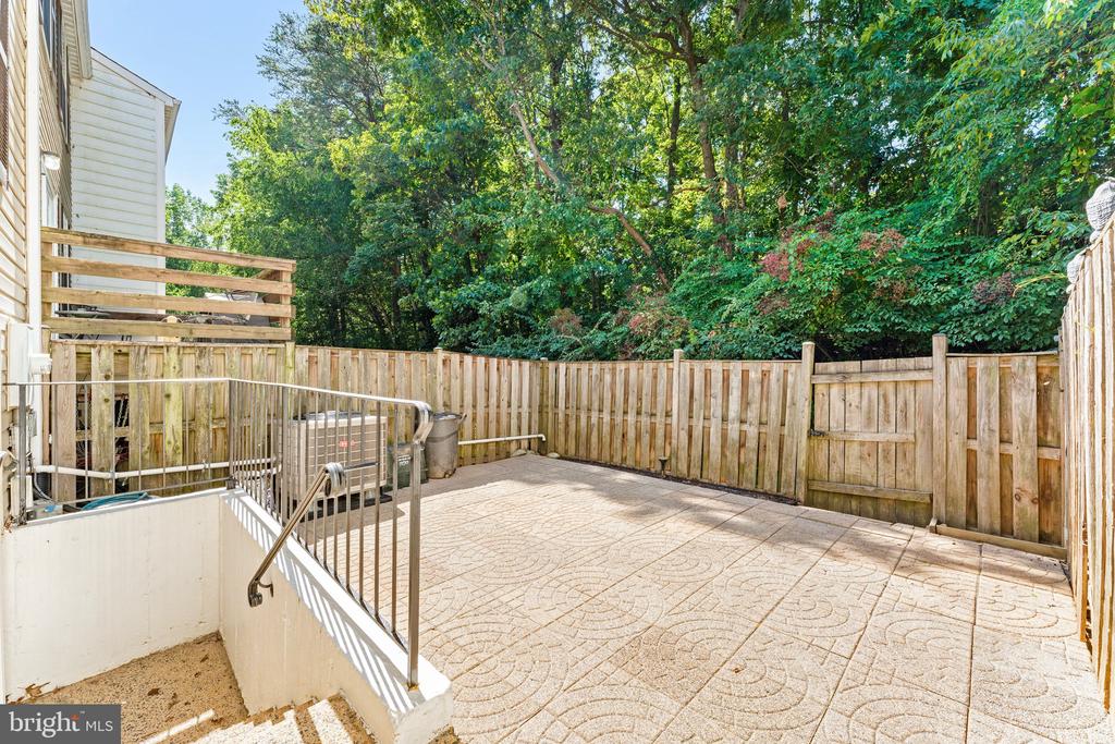 11017 Barton Hill Ct