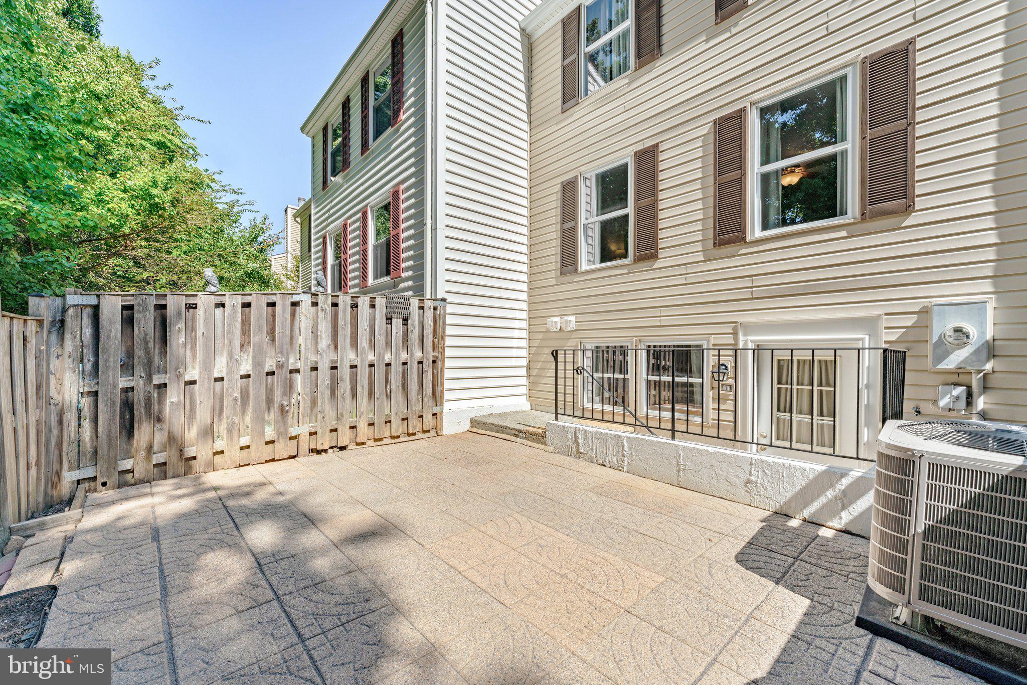 11017 Barton Hill Ct