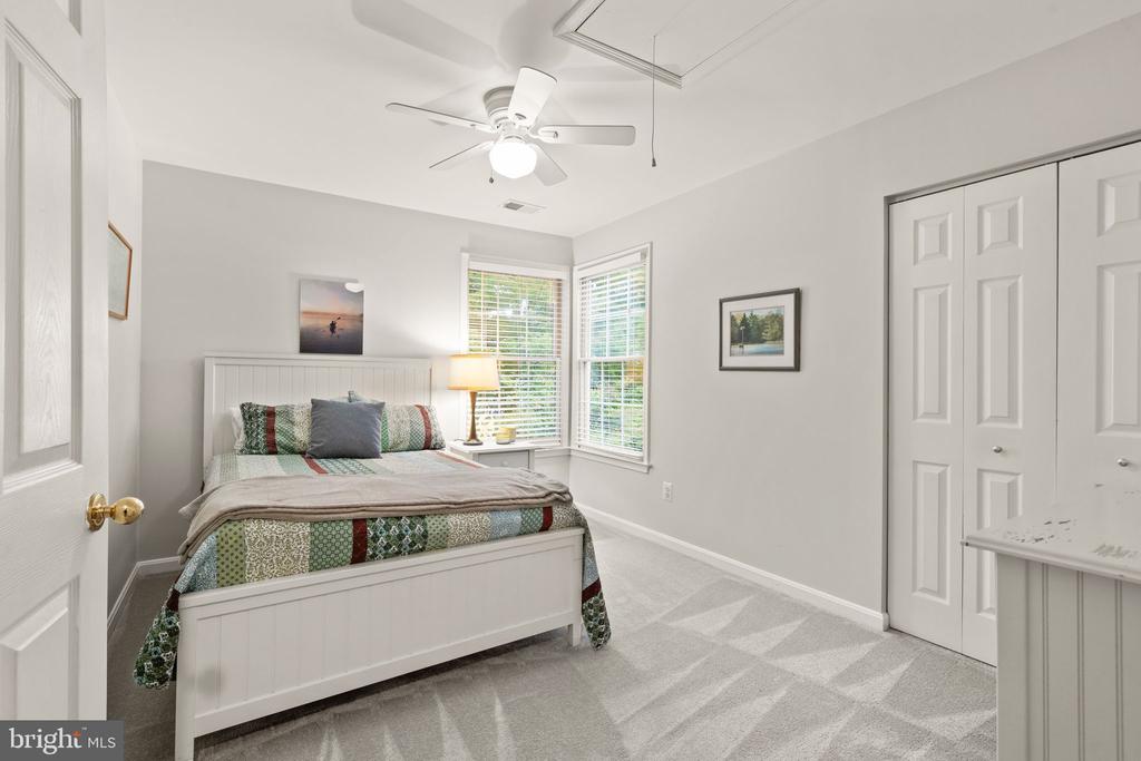 11426 Night Star Way