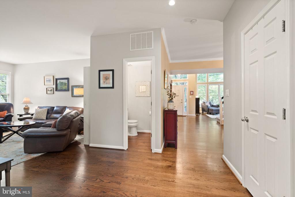 11426 Night Star Way