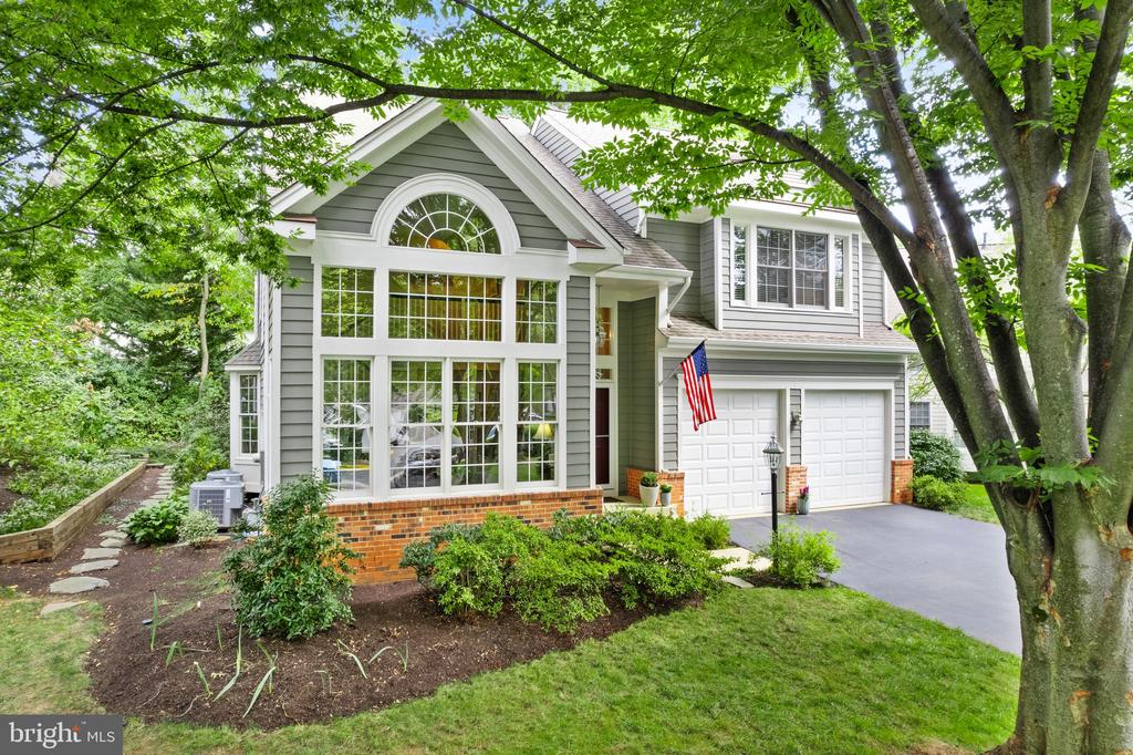 11426 Night Star Way