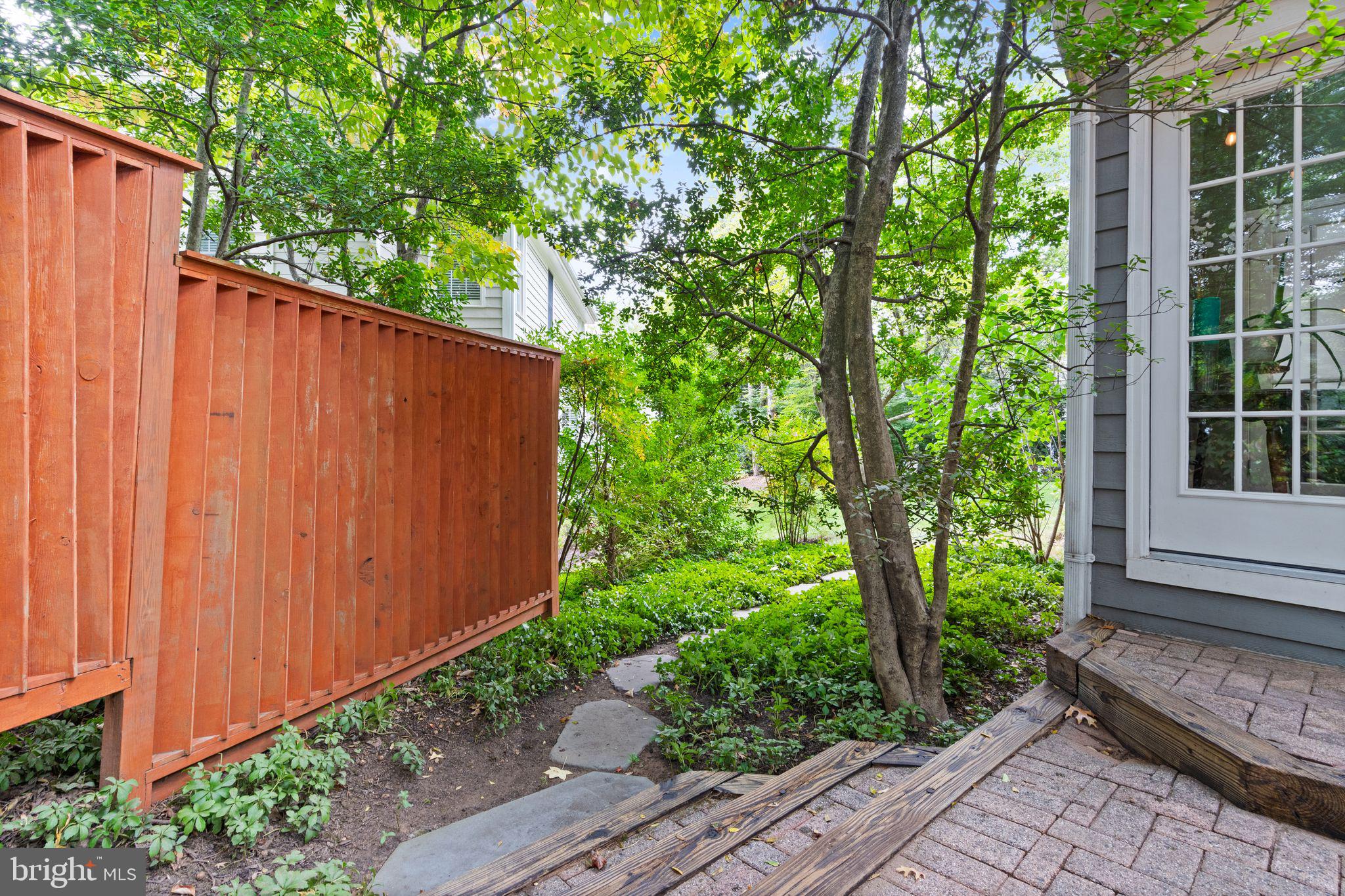 11426 Night Star Way