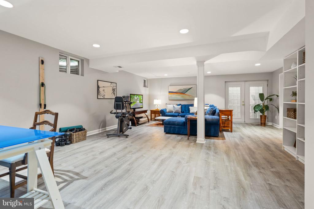 11426 Night Star Way