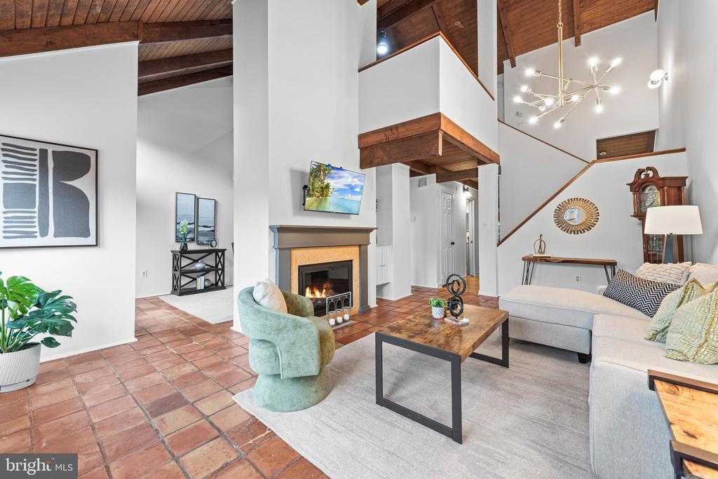 11150 GLADE DRIVE