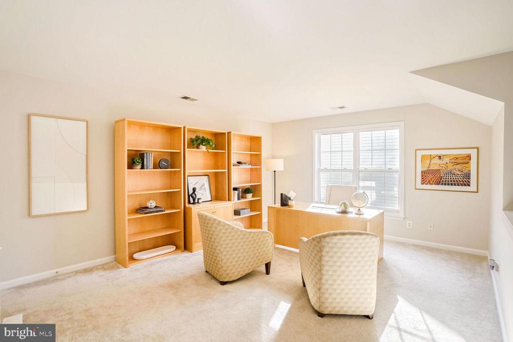 2459 Arctic Fox Way