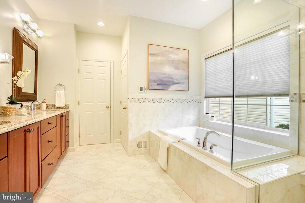 2459 Arctic Fox Way
