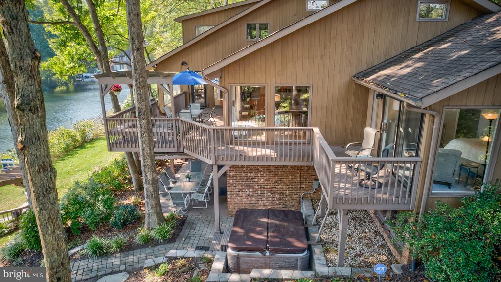 11419 Purple Beech Dr