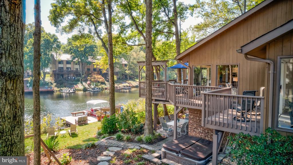 11419 Purple Beech Dr