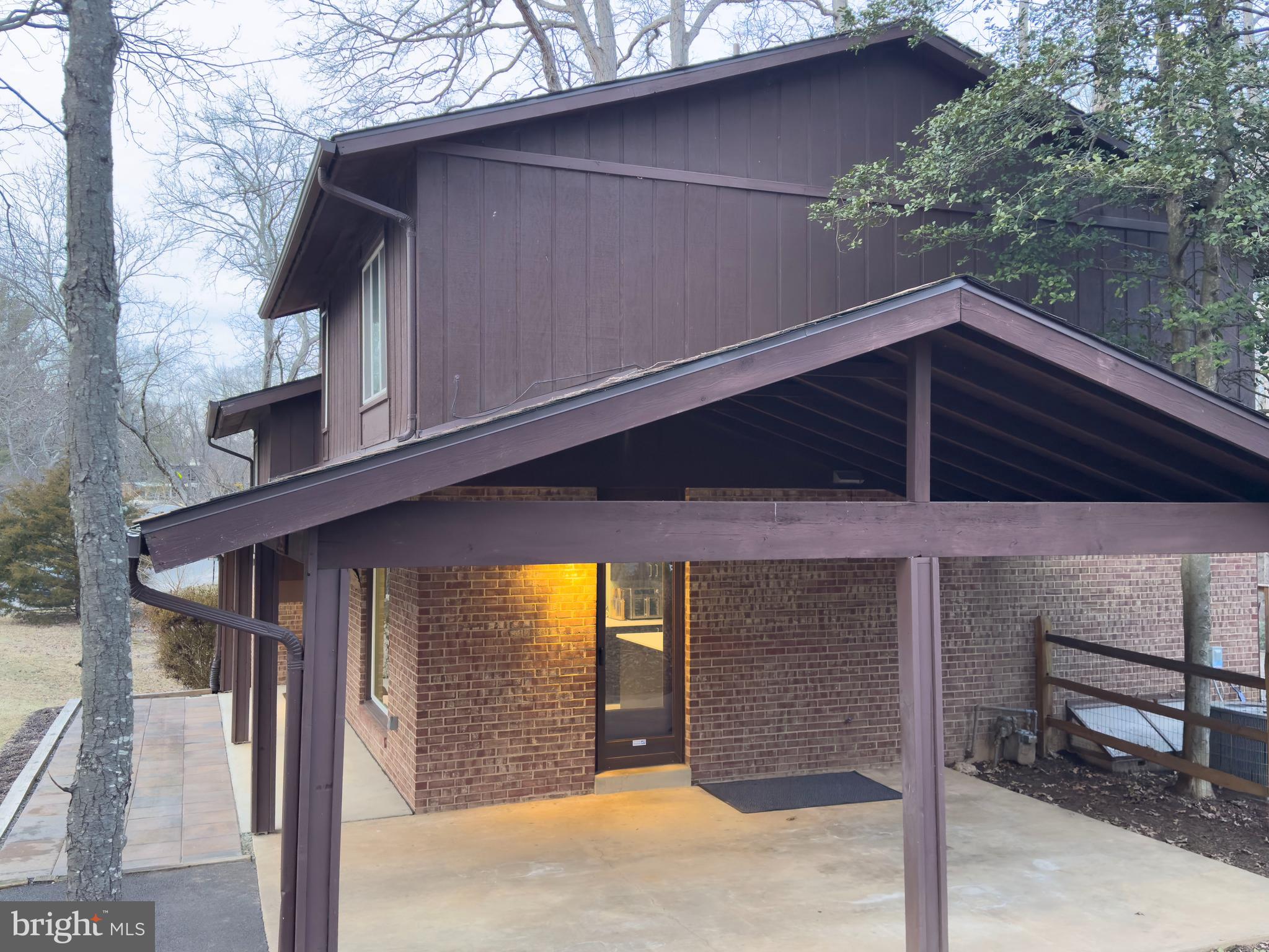 10914 Hunt Club Rd