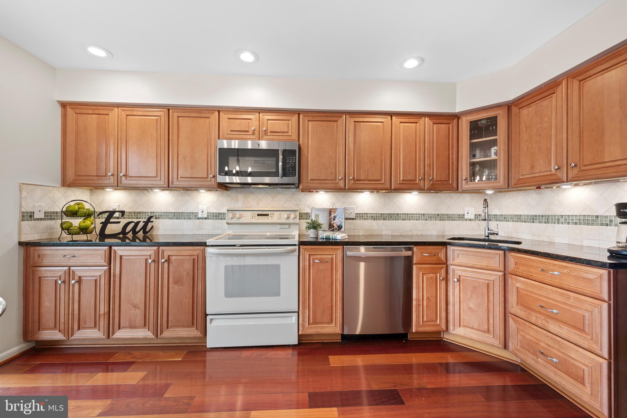 11711 Newbridge Ct