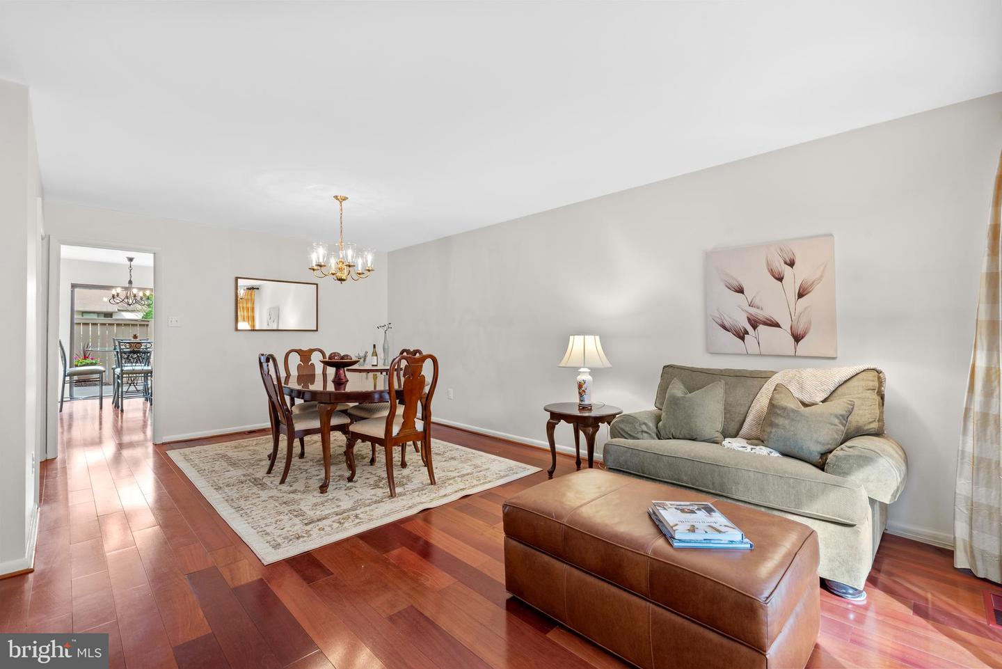 11711 Newbridge Ct