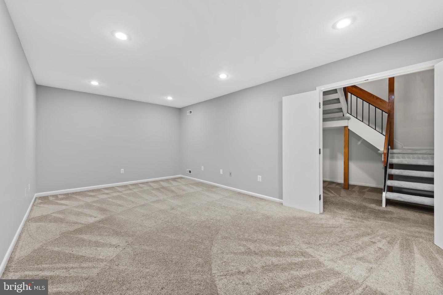 11711 Newbridge Ct