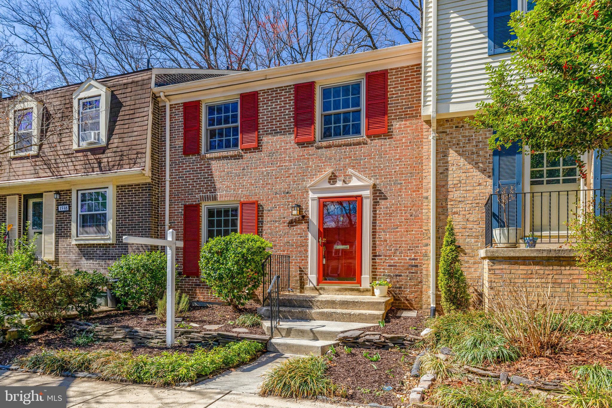 1546 Chatham Colony Ct